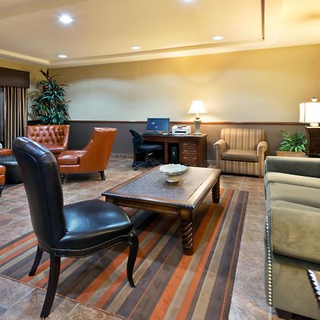Holiday Inn Express Show Low By Ihg Eksteriør bilde